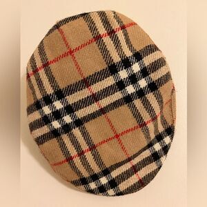 Burberry’s True Vintage Flag cap hat